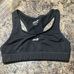 Black sports bra